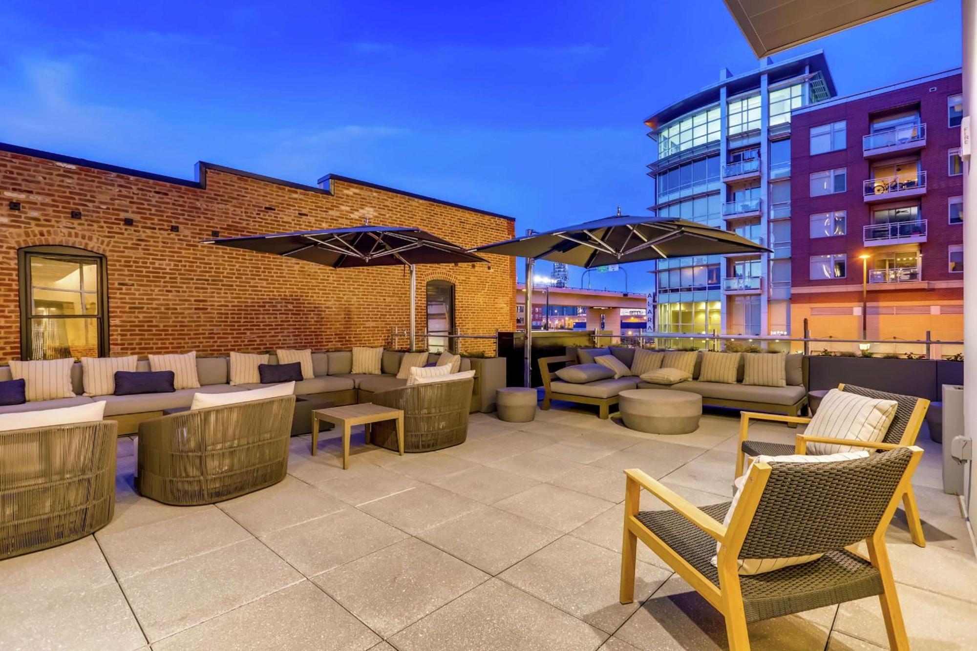 Hilton Garden Inn Denver Union Station Dış mekan fotoğraf